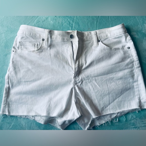 Short - Picture 3 of 12